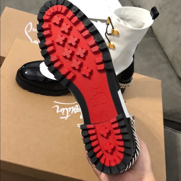 Louboutin Horse Guarda Flat Patent - Picture 2 of 4